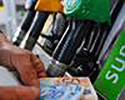 Trasporti, sentenza storica: “L’Iva sull’accisa del gasolio è illegittima”.