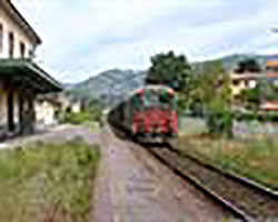 FS aumenta le tariffe e Lucart sospende il suo progetto di sostenibilità ambientale.