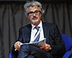 La logistica italiana penalizza i porti italiani.