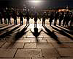 Carpiano, prosegue lo sciopero dei 400 facchini Sda