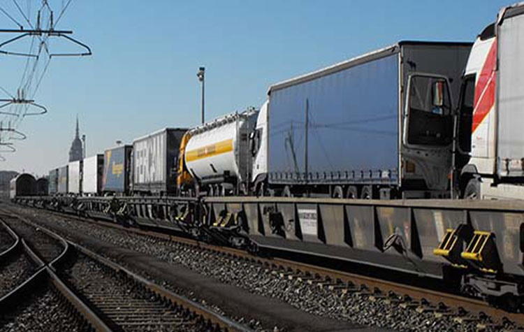 Delrio: un “incremento importante” nel trasporto su ferro