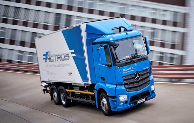 Mercedes eActros: parte la sperimentazione del primo camion 100% elettrico