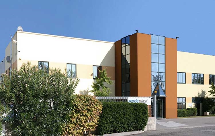 Garda Plast cede a Gruber Logistics il ramo della logistica 4.0