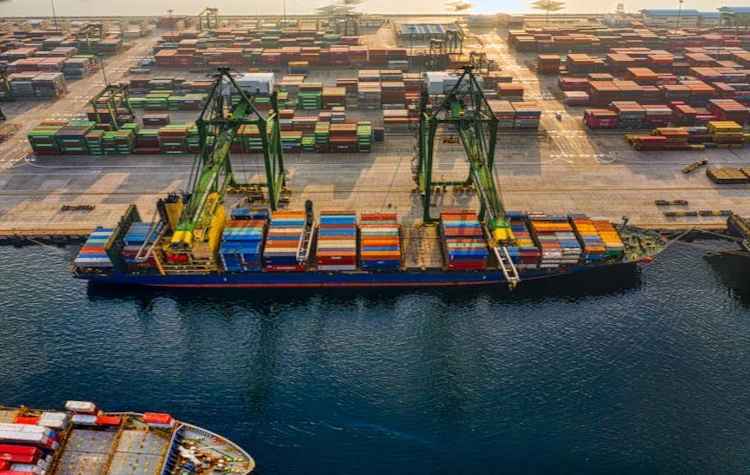 Crescita del commercio marittimo: +2,2% nel 2023