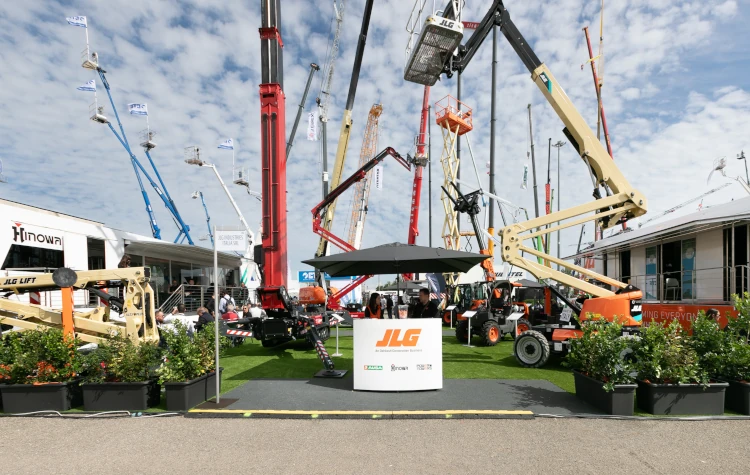 Novità JLG al GIS 2025: piattaforme innovative e soluzioni sostenibili