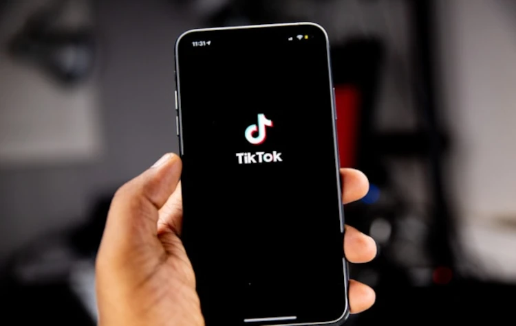 TikTok Shop e logistica: come il discovery commerce ridisegna resi e supply chain